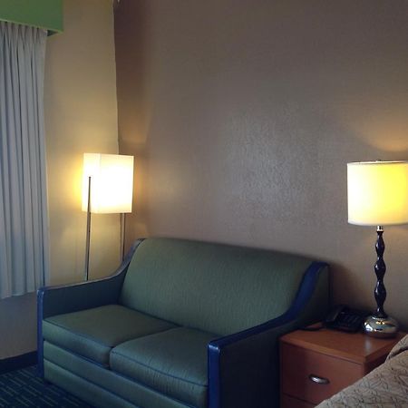 Diamond Inn & Suites Richmond Luaran gambar
