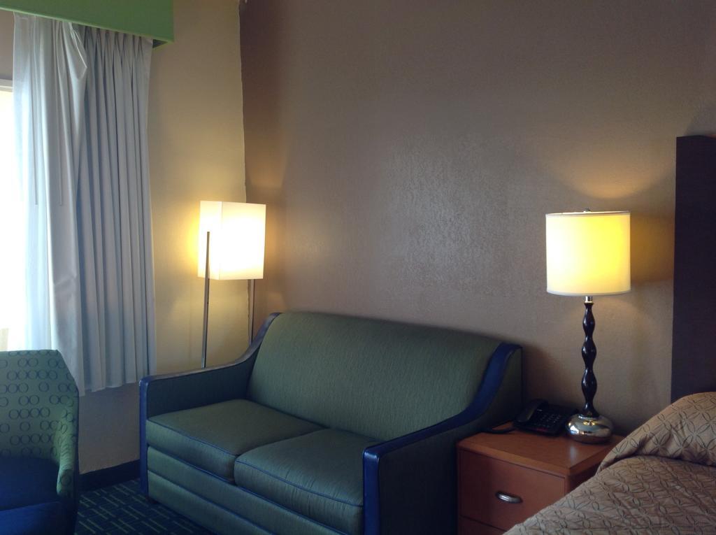 Diamond Inn & Suites Richmond Luaran gambar