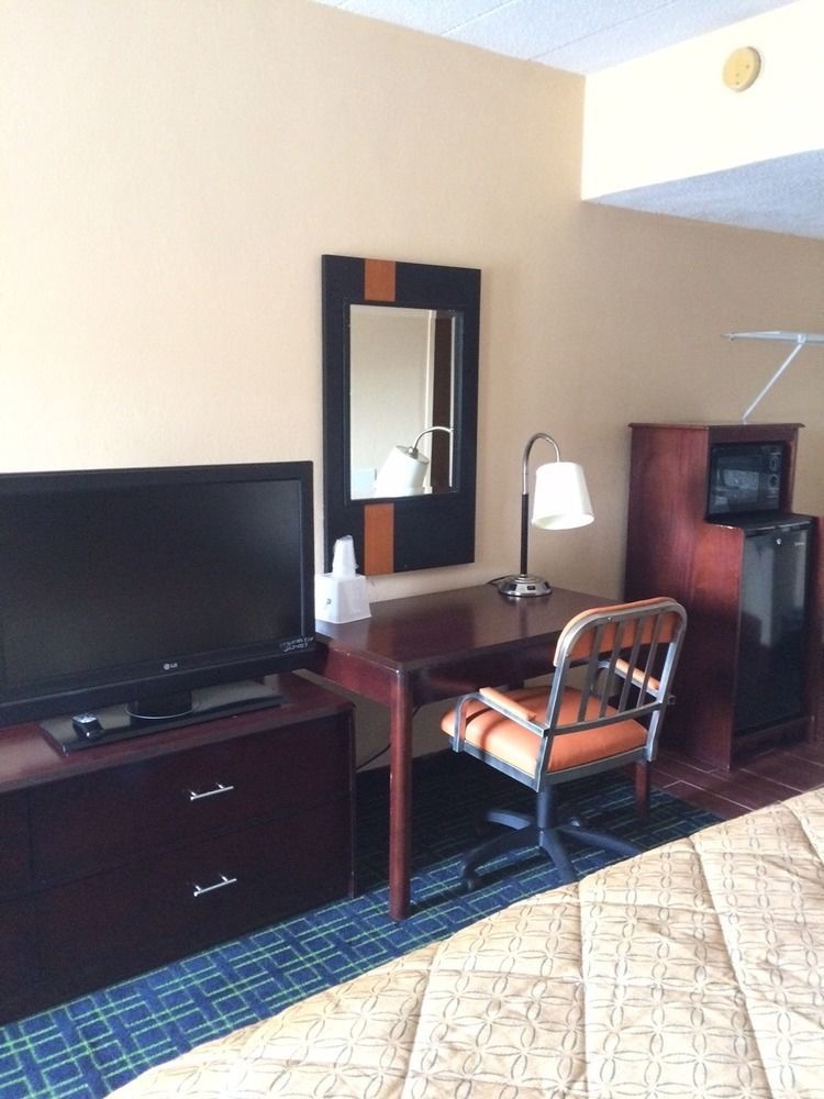 Diamond Inn & Suites Richmond Luaran gambar