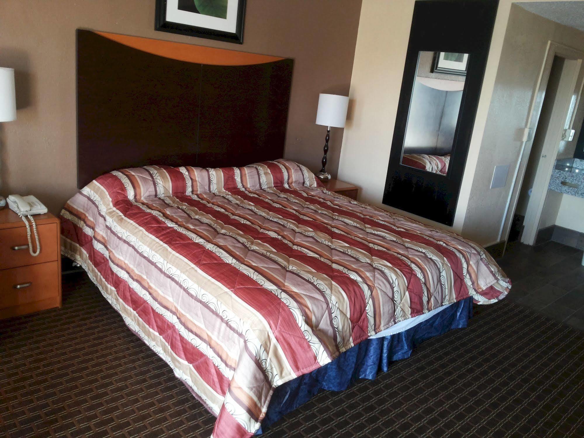 Diamond Inn & Suites Richmond Luaran gambar