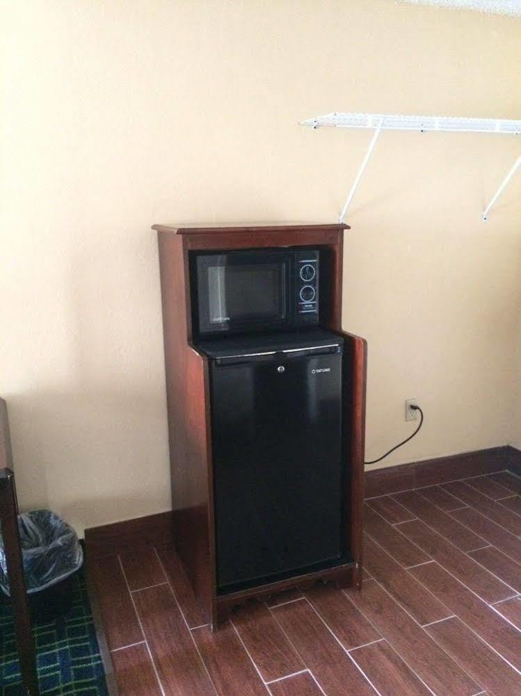 Diamond Inn & Suites Richmond Luaran gambar